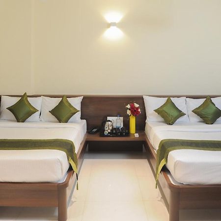 Treebo Balaji Residency Hotel Kolhapur Exterior photo