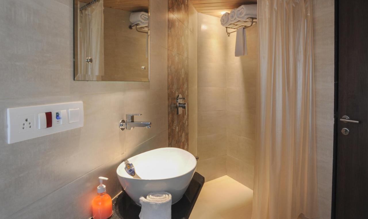 Treebo Balaji Residency Hotel Kolhapur Exterior photo