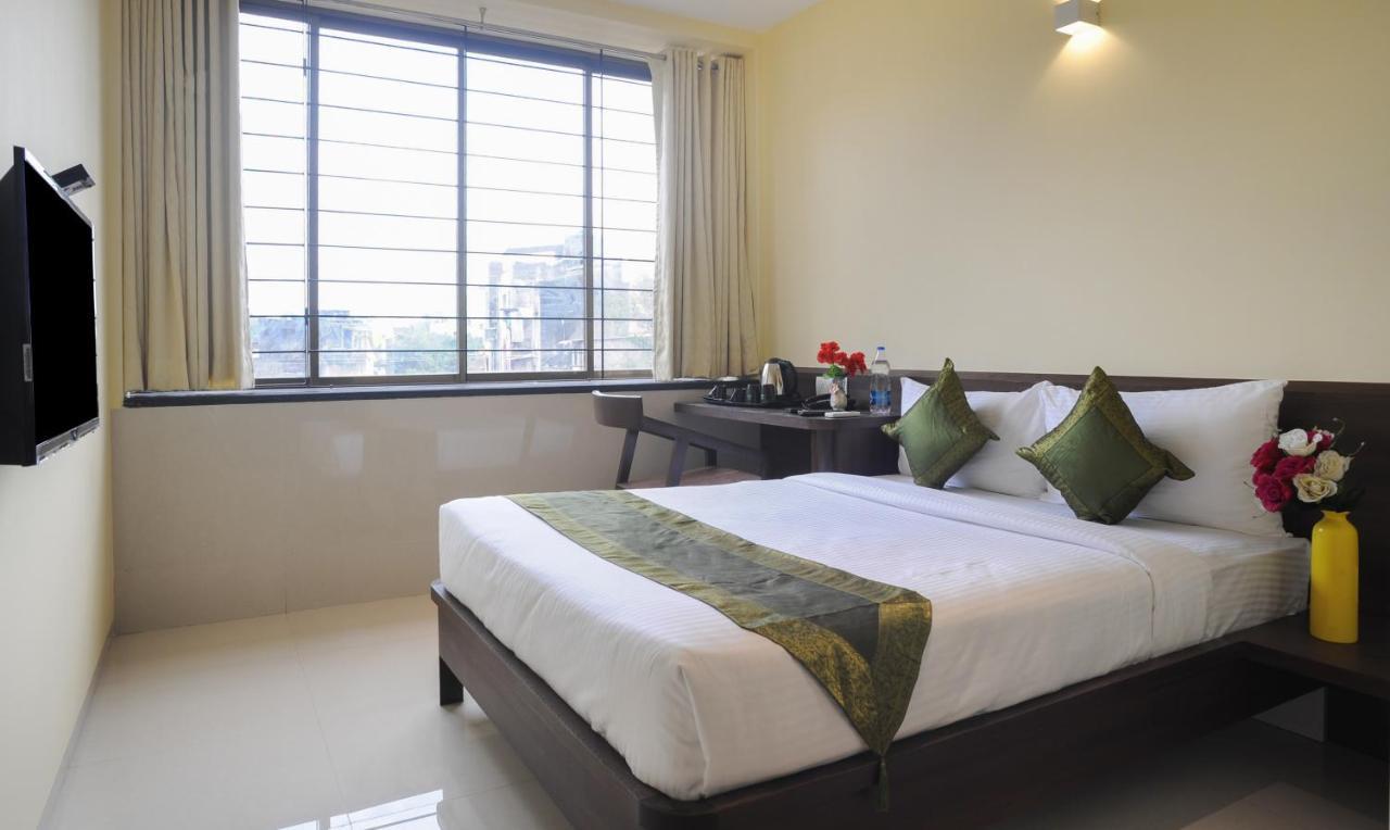 Treebo Balaji Residency Hotel Kolhapur Exterior photo